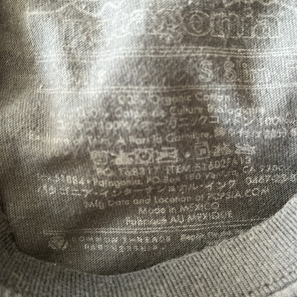 Patagonia Flying Fish Tee Size Small - Picture 3 of 3